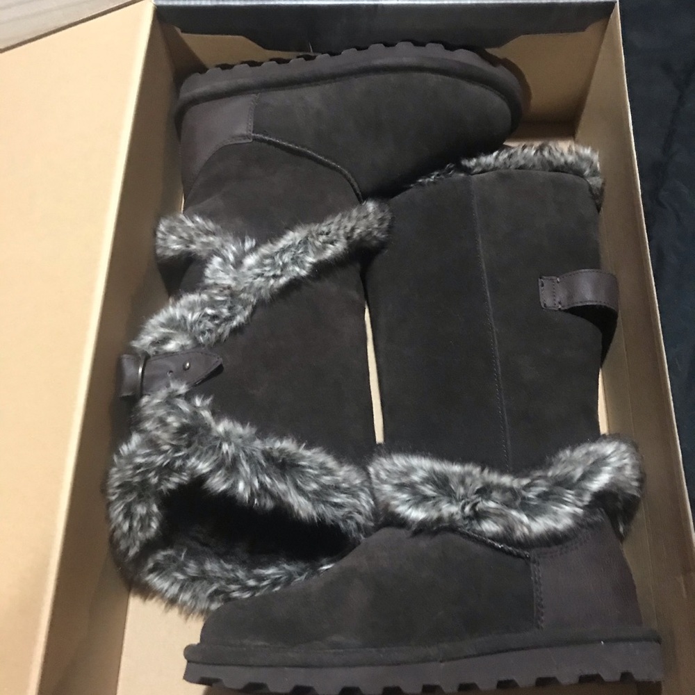 BNIB BearPaw Sheilah Boots